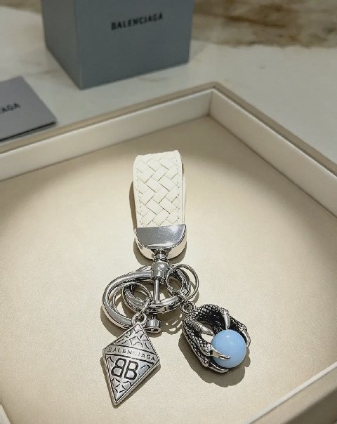 Counterfeit Balenciaga accessories front view visual reference
