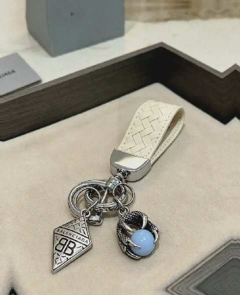 Counterfeit Balenciaga accessories detail view visual reference