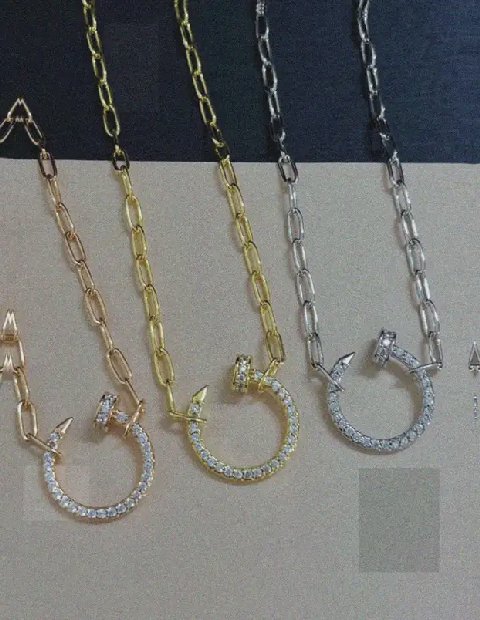 Counterfeit jewelry detail view visual reference