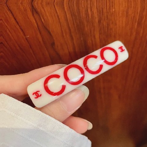 Counterfeit CHANEL accessories back view visual reference