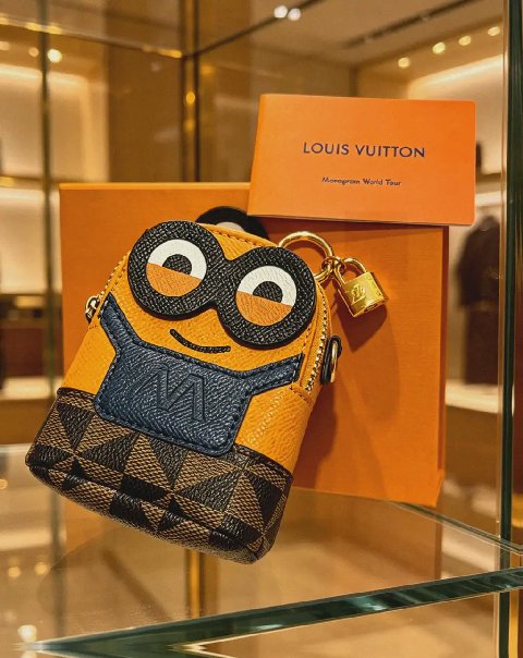 Counterfeit Louis Vuitton Anger Forest Series Keychain front view visual reference