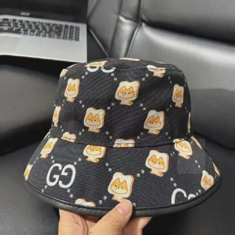 Counterfeit Gucci P45 back view visual reference