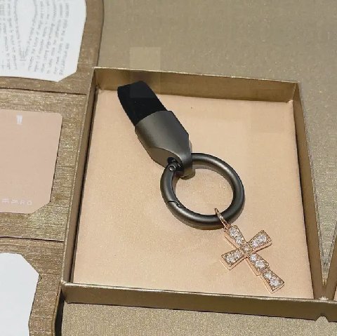 Counterfeit Bvlgari accessories detail view visual reference