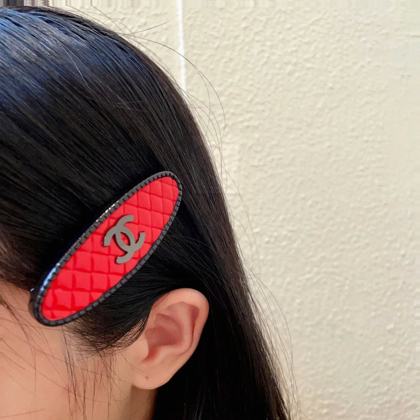 Counterfeit CHANEL accessories front view visual reference