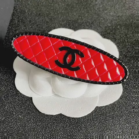Counterfeit CHANEL accessories detail view visual reference