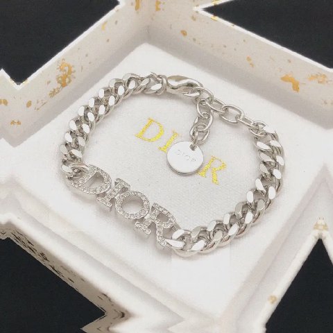 Counterfeit Dior DSL0023 detail view visual reference